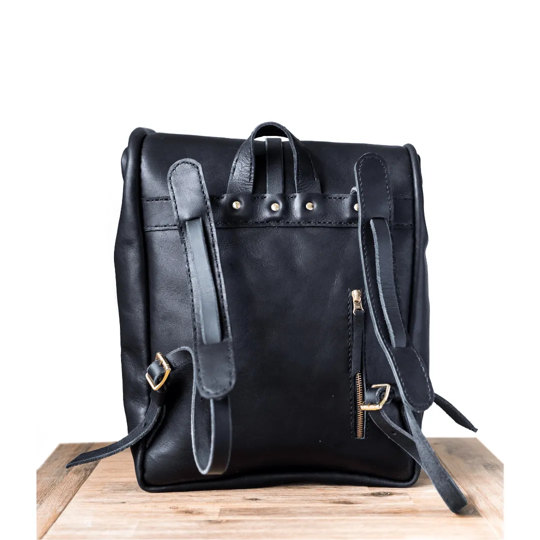 Classic Leather Noah Backpack - Black Edition