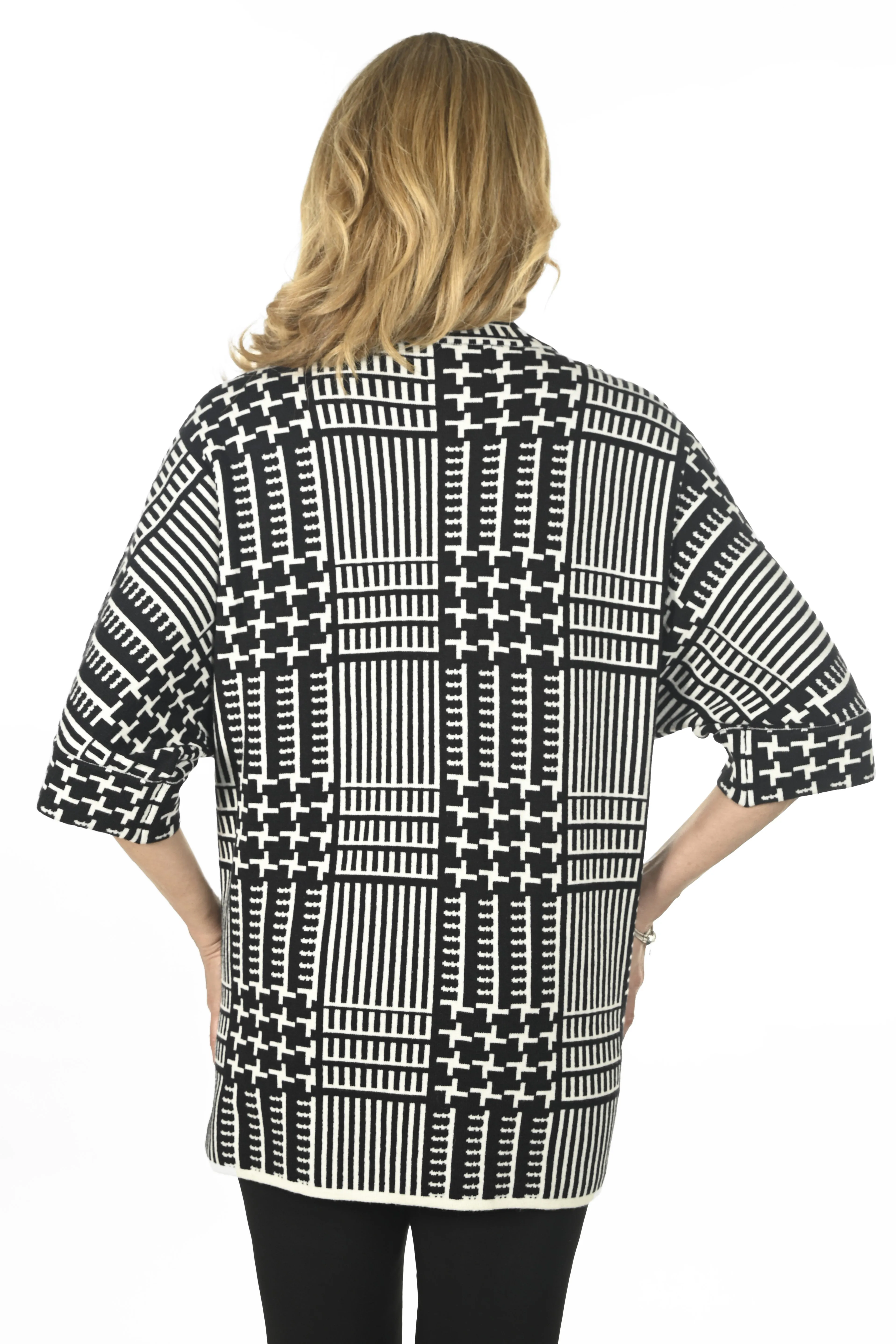 Frank Lyman - 234107U Geometric Jacket