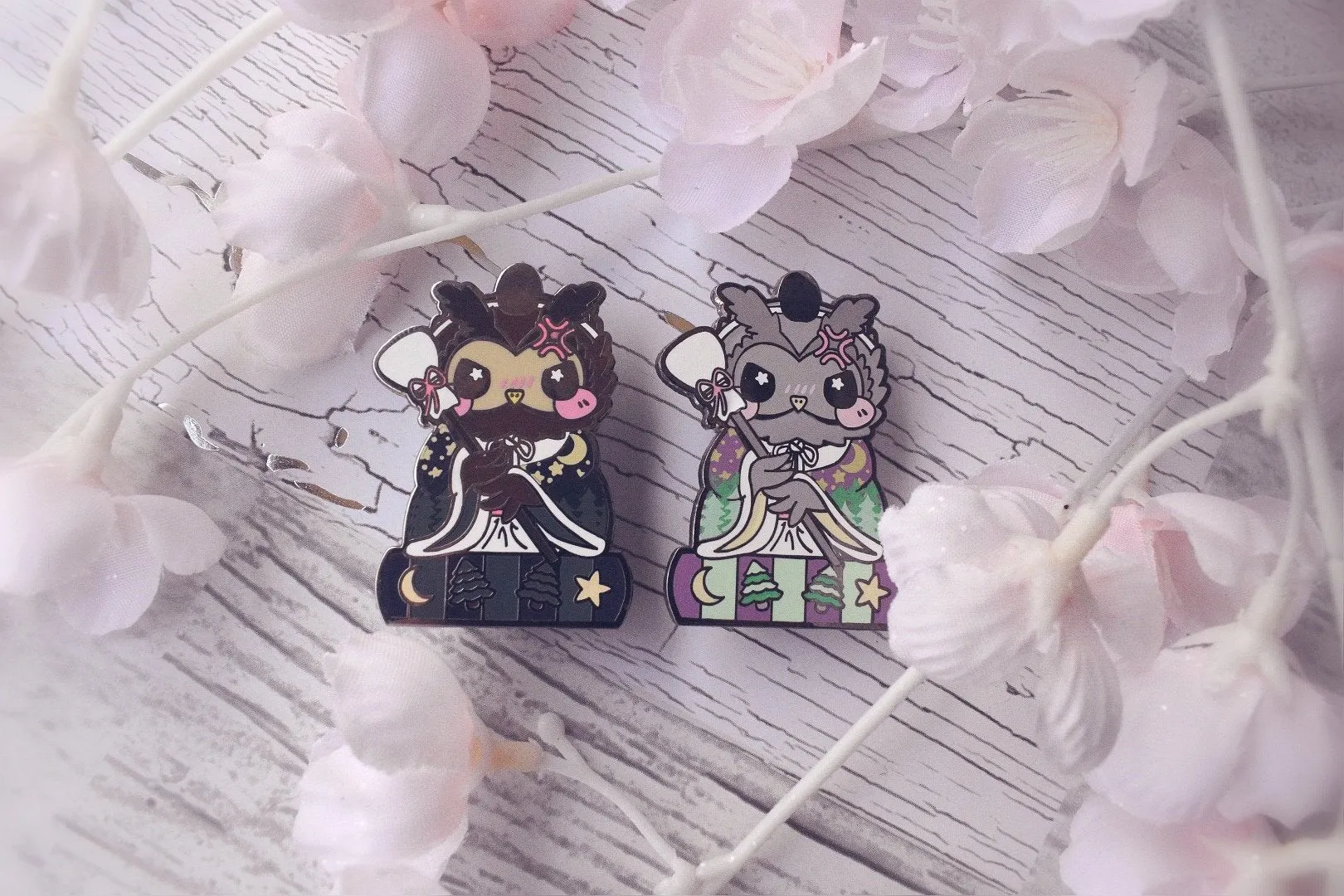 Helper Owl: Girl's Day Animal Enamel Pins