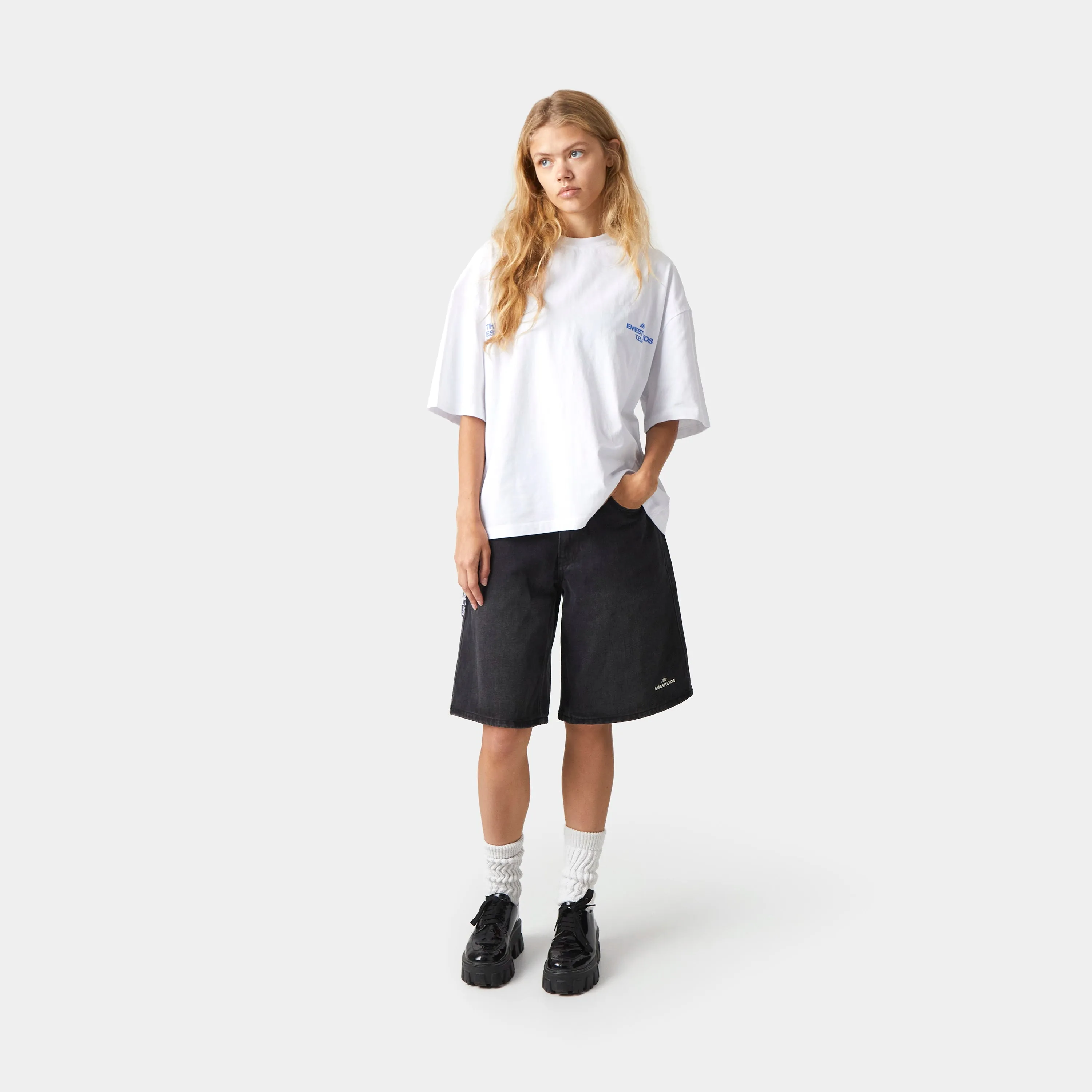 List Pearl Oversized Tee